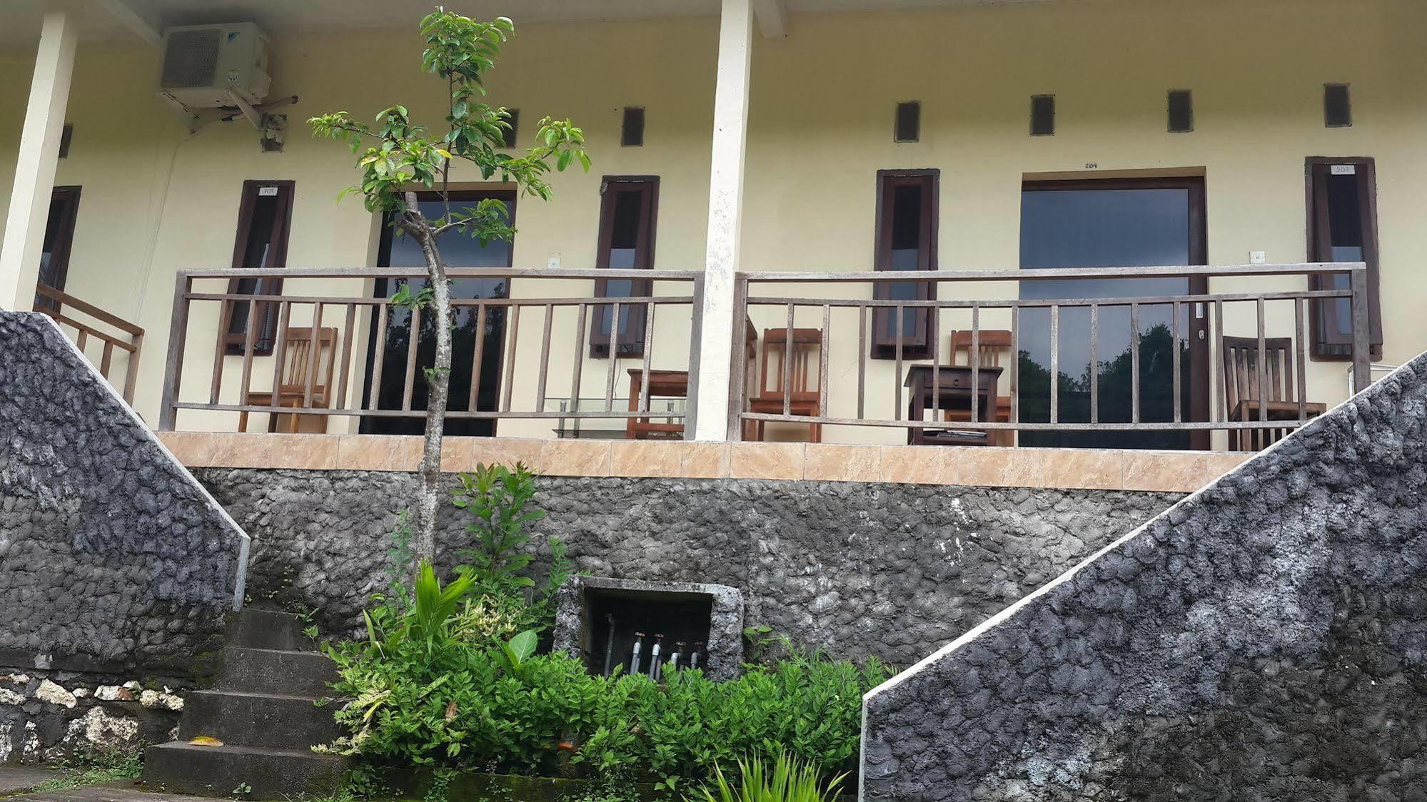 Belong Bunter Homestay Улувату Экстерьер фото